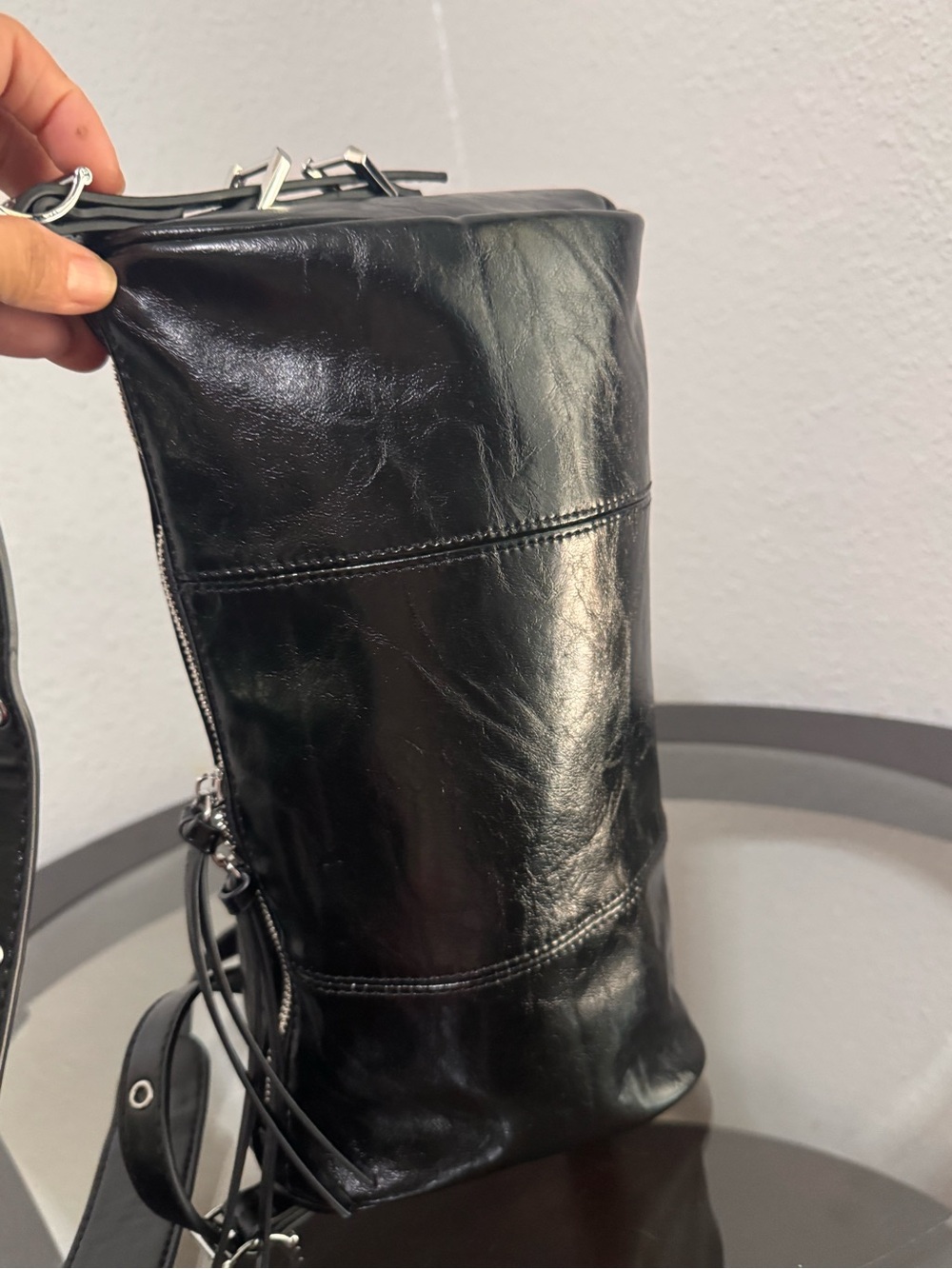 Antik Kraft Black Shoulder Bag with Silver Hardware - Picture 7 of 16